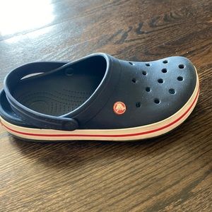 Crocs men’s size 8